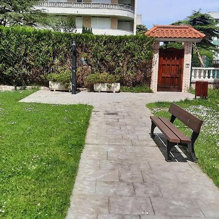 Reformado, A 2Min De Playa, En La Mejor Zona. Apartment Laredo Luaran gambar