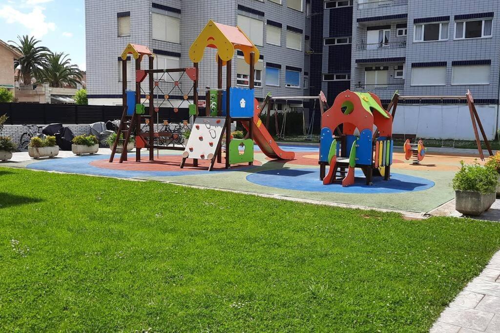 Reformado, A 2Min De Playa, En La Mejor Zona. Apartment Laredo Luaran gambar